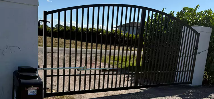 Driveway Fence Repair Woodmere