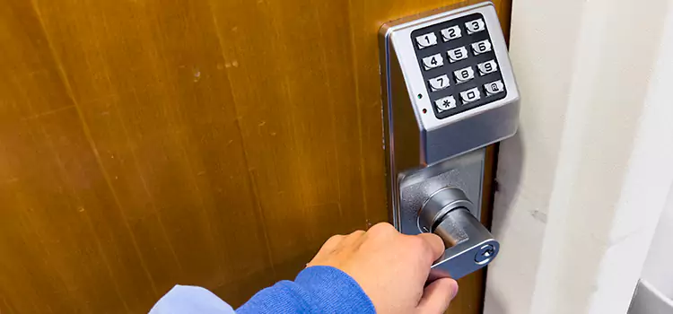 Why Choose Us for Your Keypad Lock Needs in Woodmere, NY?